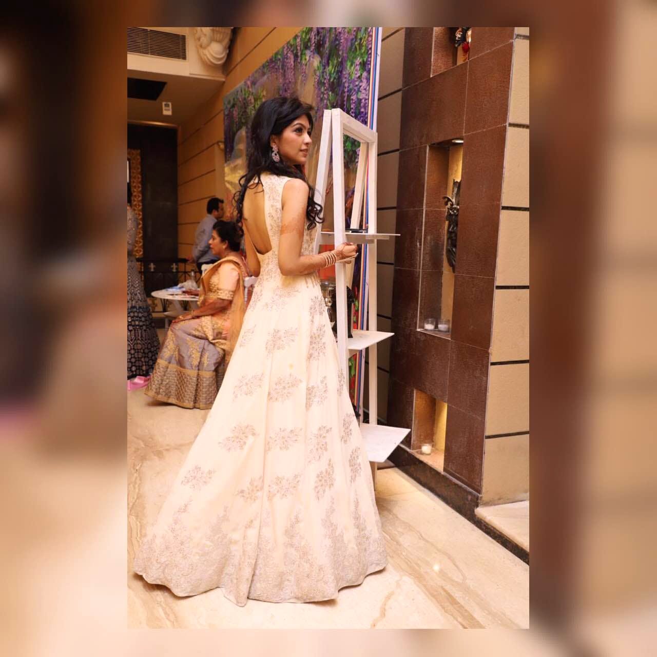 Gown,Dress,Wedding dress,Clothing,Bride,Photograph,Shoulder,Bridal clothing,A-line,Bridal party dress