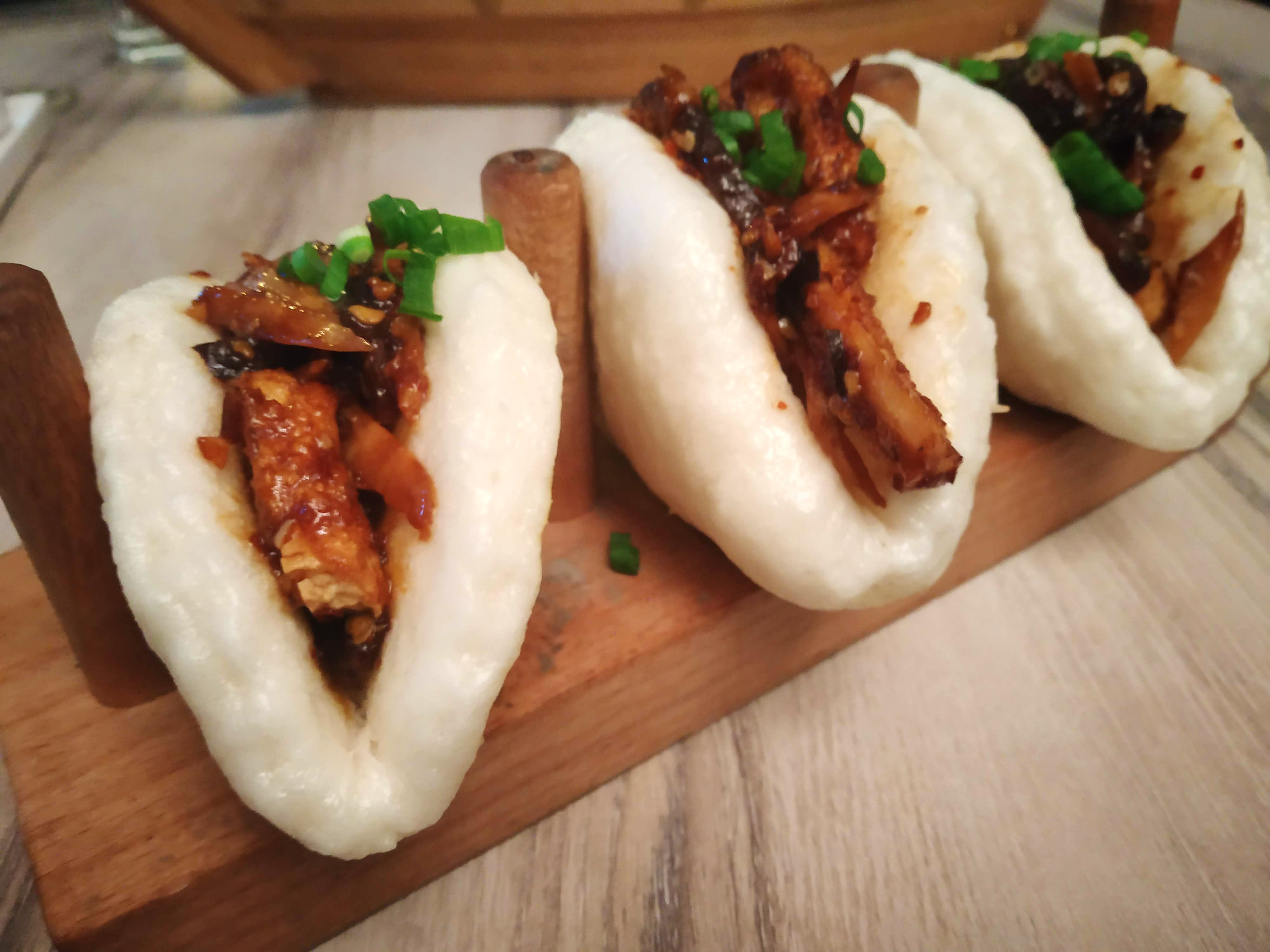 Dish,Food,Cuisine,Ingredient,Rou jia mo,Produce,Finger food,Comfort food,Snack,Choripán