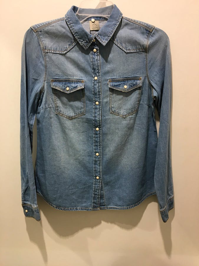 Clothing,Denim,Jeans,Sleeve,Outerwear,Textile,Pocket,Fashion,Shirt,Collar