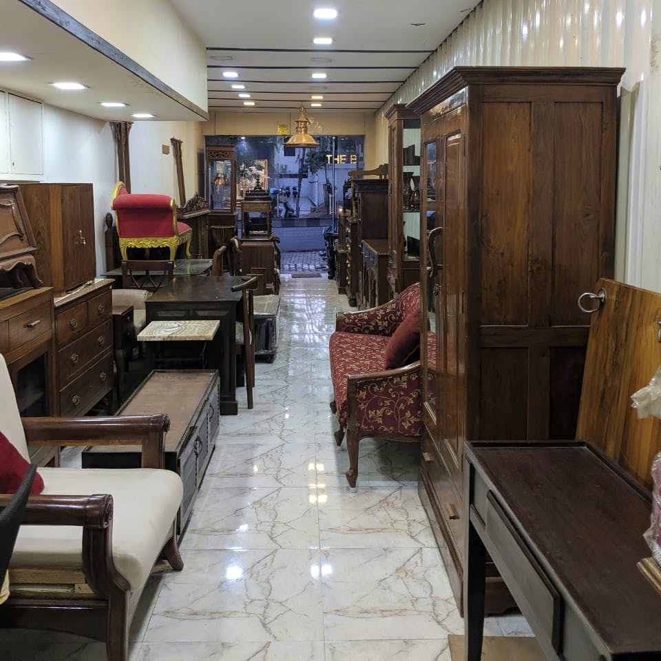 Wooden furniture deals stores near me