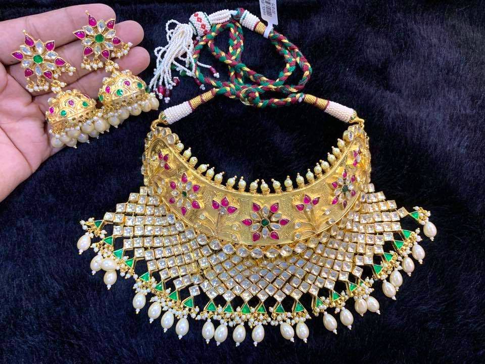 Jewellery,Fashion accessory,Necklace,Body jewelry,Crochet,Neck,Jewelry making,Bead
