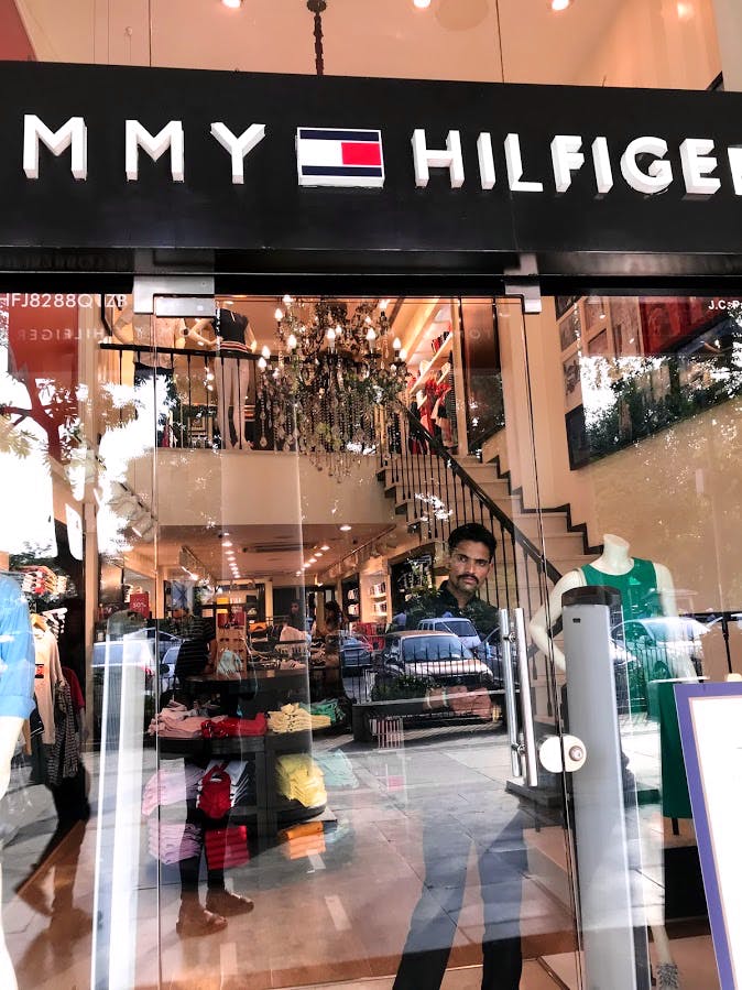 tommy hilfiger store in cp