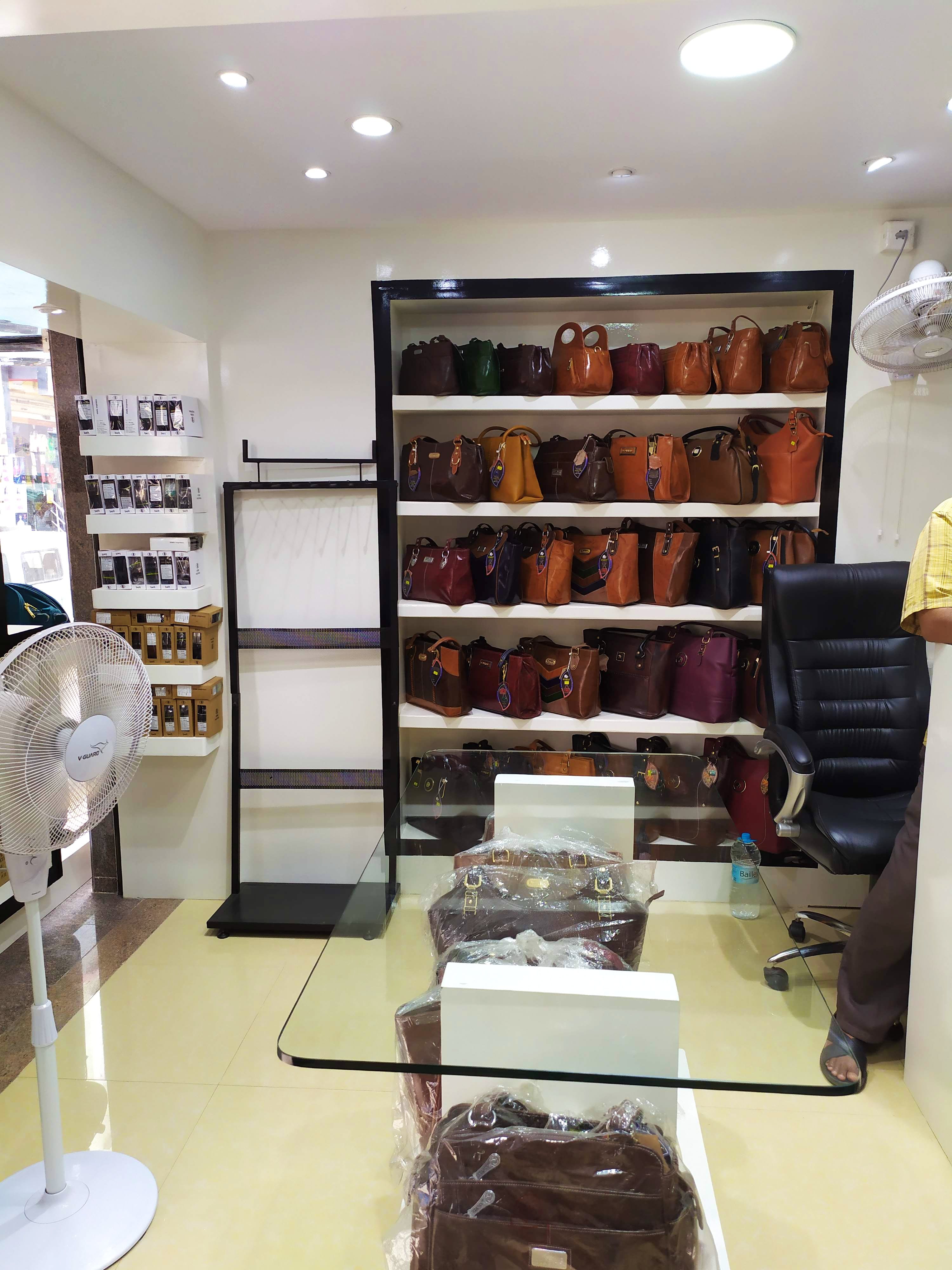 Buy Trendy Sling Bags From Magnus | LBB, Kolkata