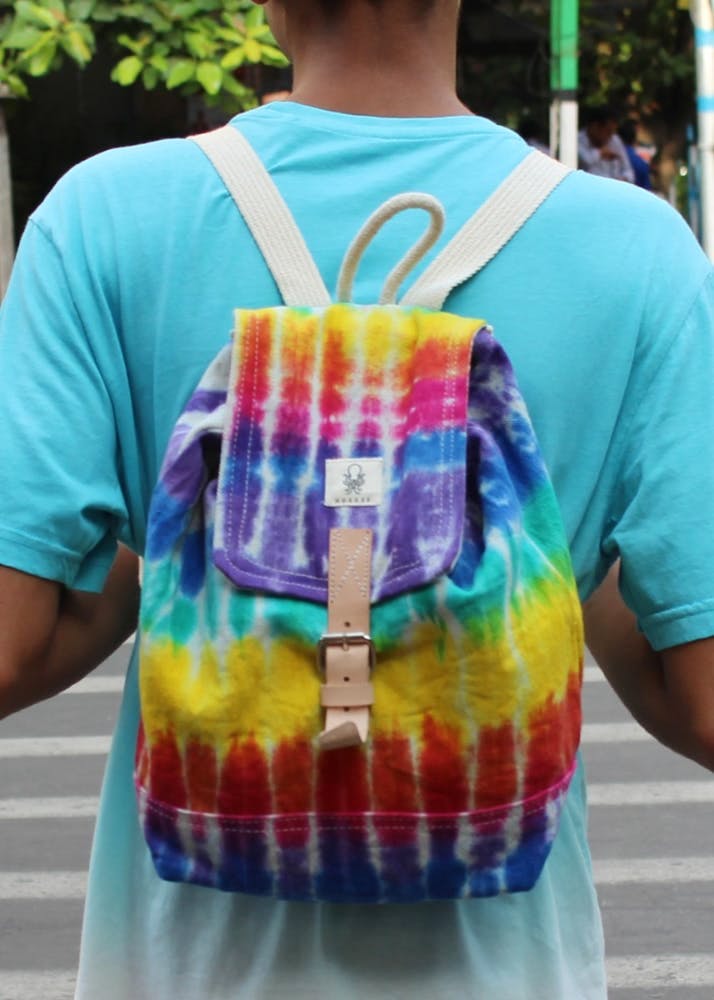 Shoulder,Yellow,Magenta,T-shirt,Dye,Textile,Bag,Luggage and bags