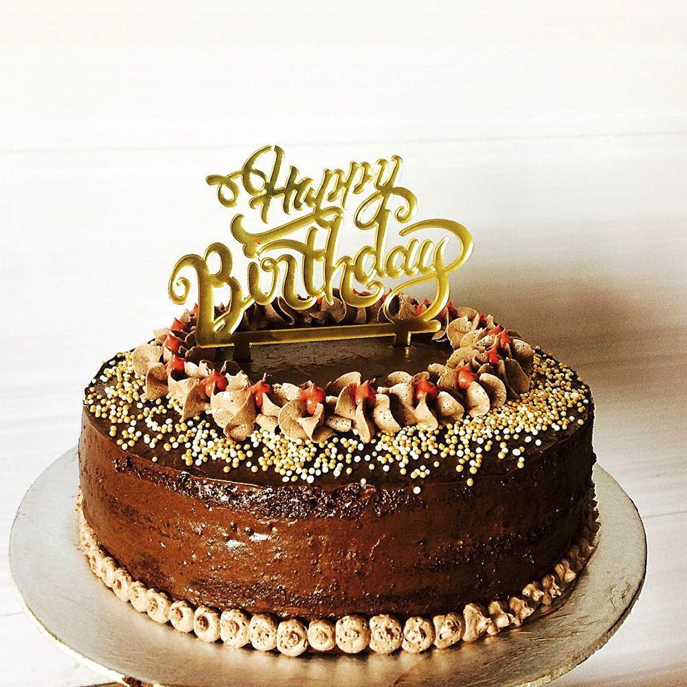 Cake,Food,Chocolate cake,Dessert,Baked goods,Dish,Cuisine,Torte,Sachertorte,Birthday cake