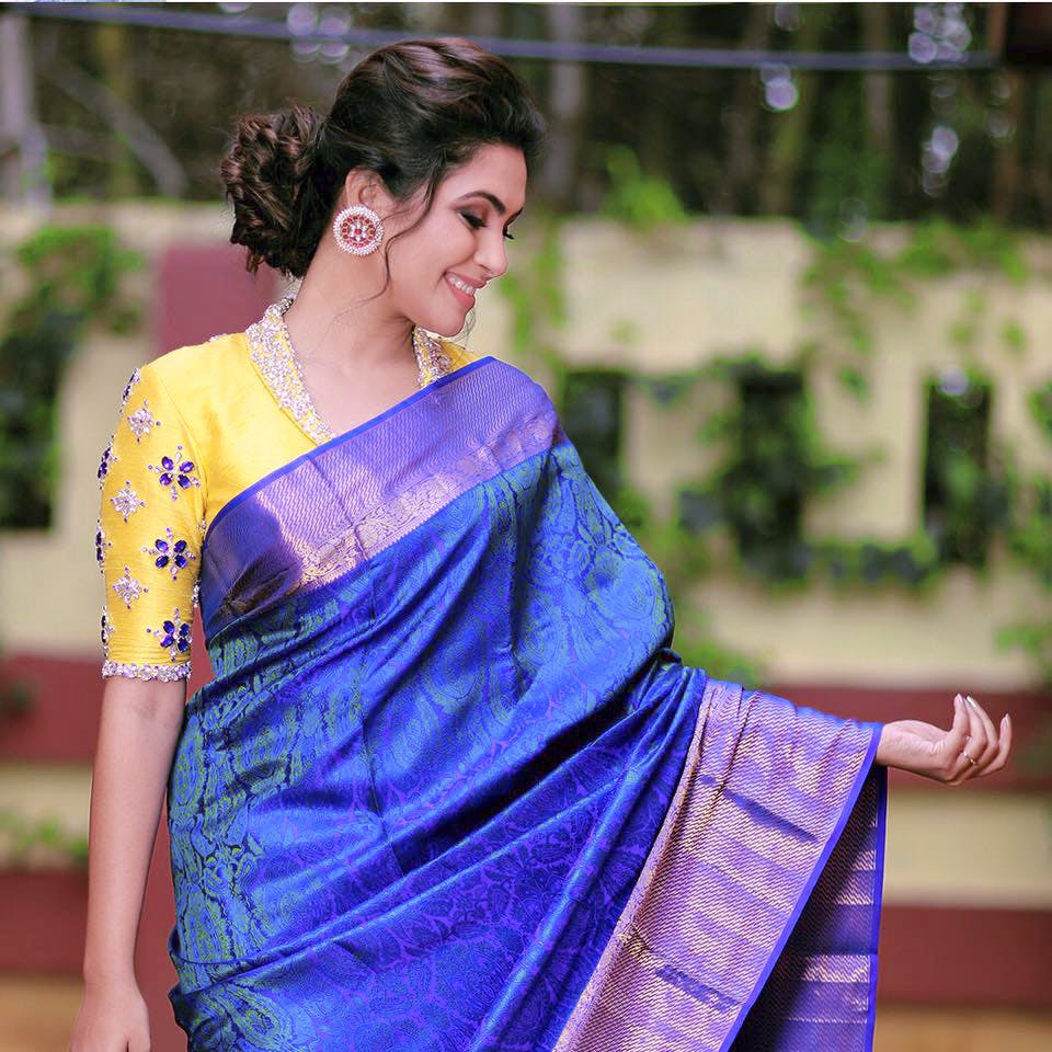 Shop Yards in Vogue at Pashudh Sarees | Pashudh Sarees