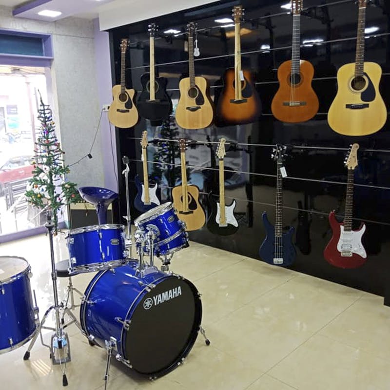 Music shops deals that buy instruments