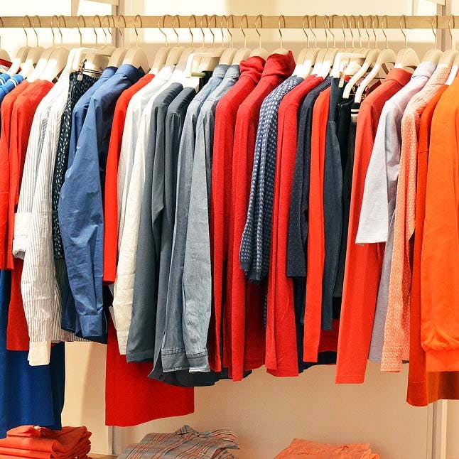 Used Clothes at Rs 300/kg, New Items in Pune