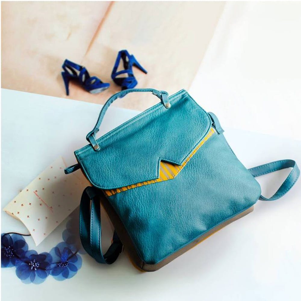 Bag,Blue,Turquoise,Handbag,Aqua,Product,Teal,Azure,Fashion accessory,Shoulder bag