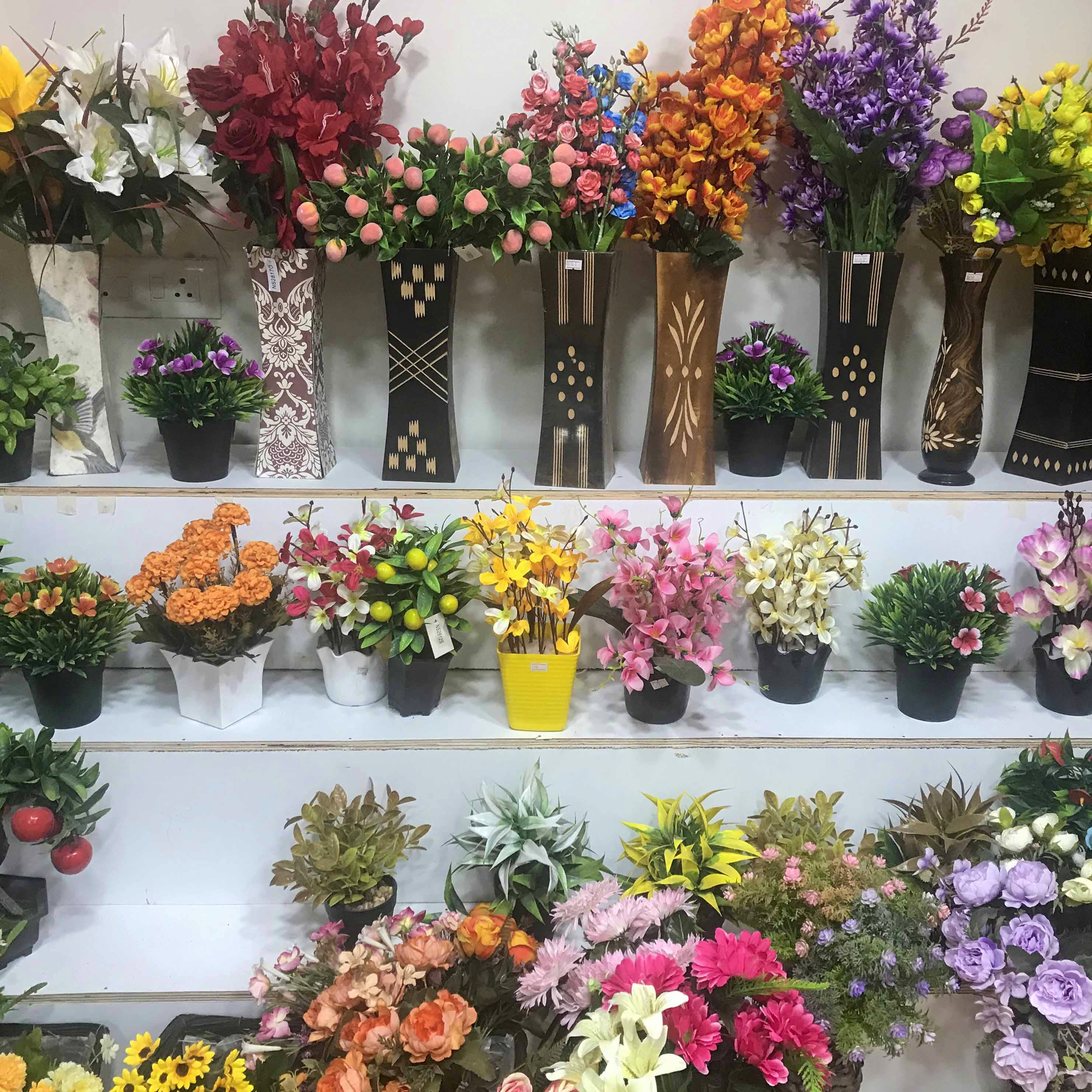Flower,Floristry,Flowerpot,Flower Arranging,Artificial flower,Cut flowers,Floral design,Plant,Houseplant,Bouquet
