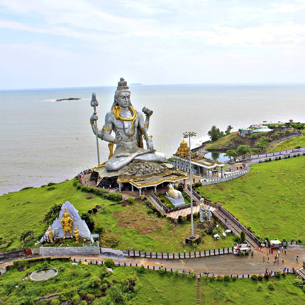 tourist places between bangalore to murudeshwar