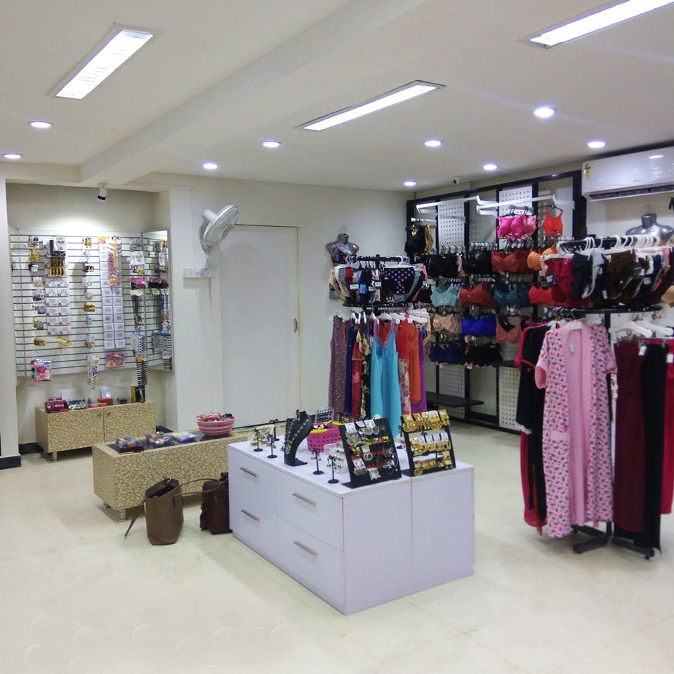 Ladies inner wear store shop near me