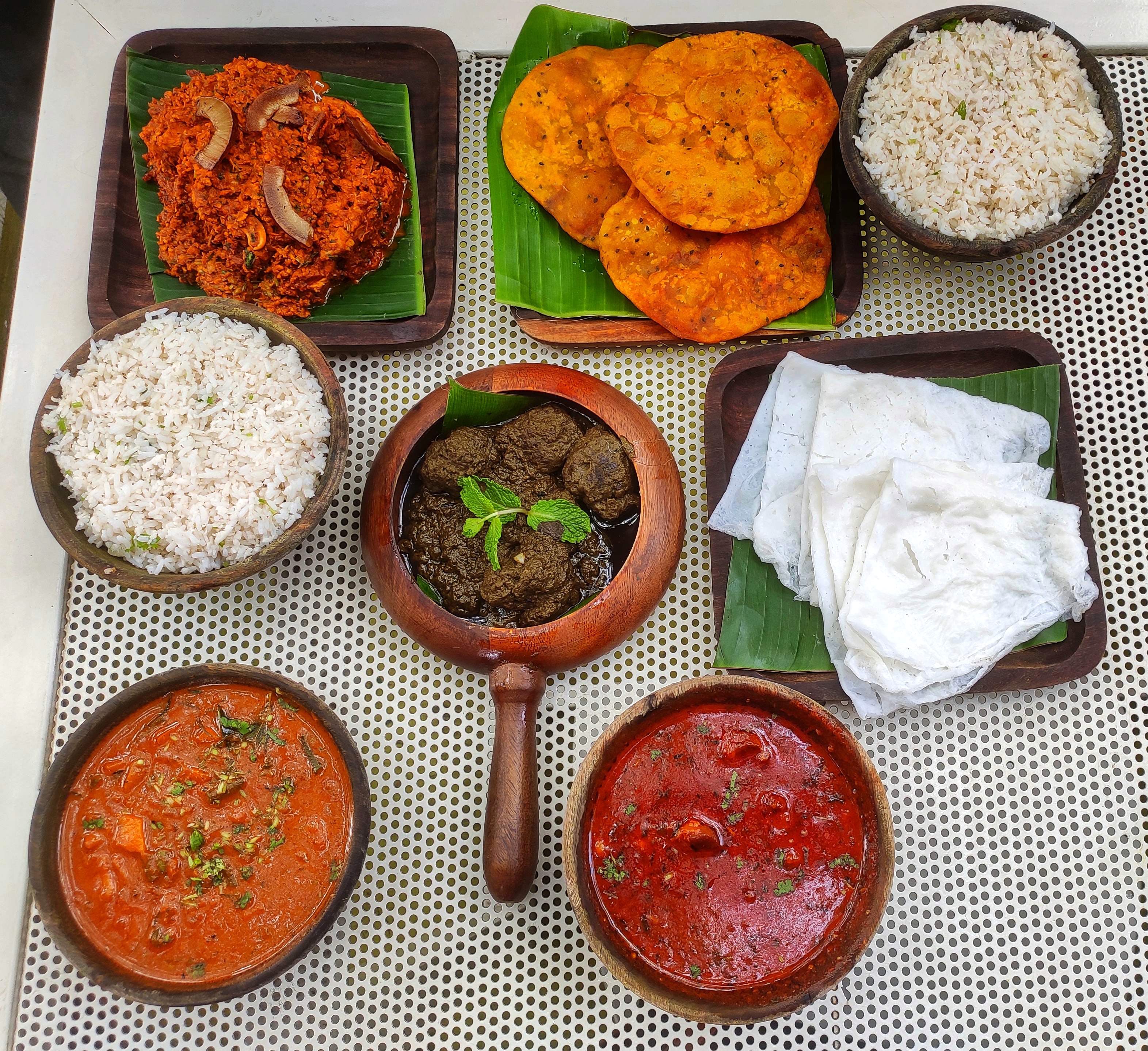 Dish,Food,Cuisine,Ingredient,Produce,Muhammara,Jalfrezi,Indian cuisine,Curry,Meal