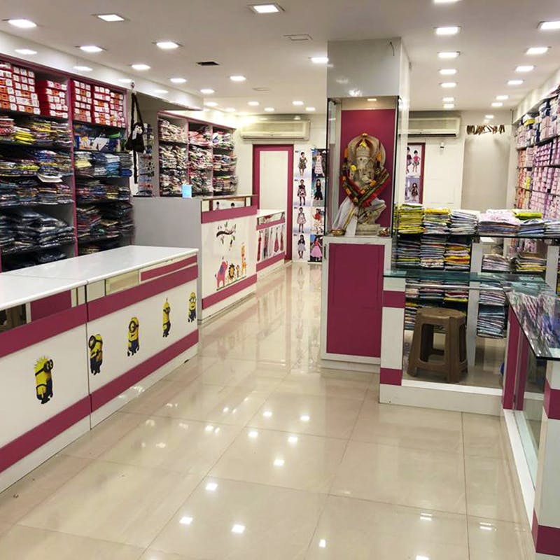 Building,Retail,Product,Outlet store,Convenience store,Aisle,Supermarket,Interior design,Shopping mall,Floor