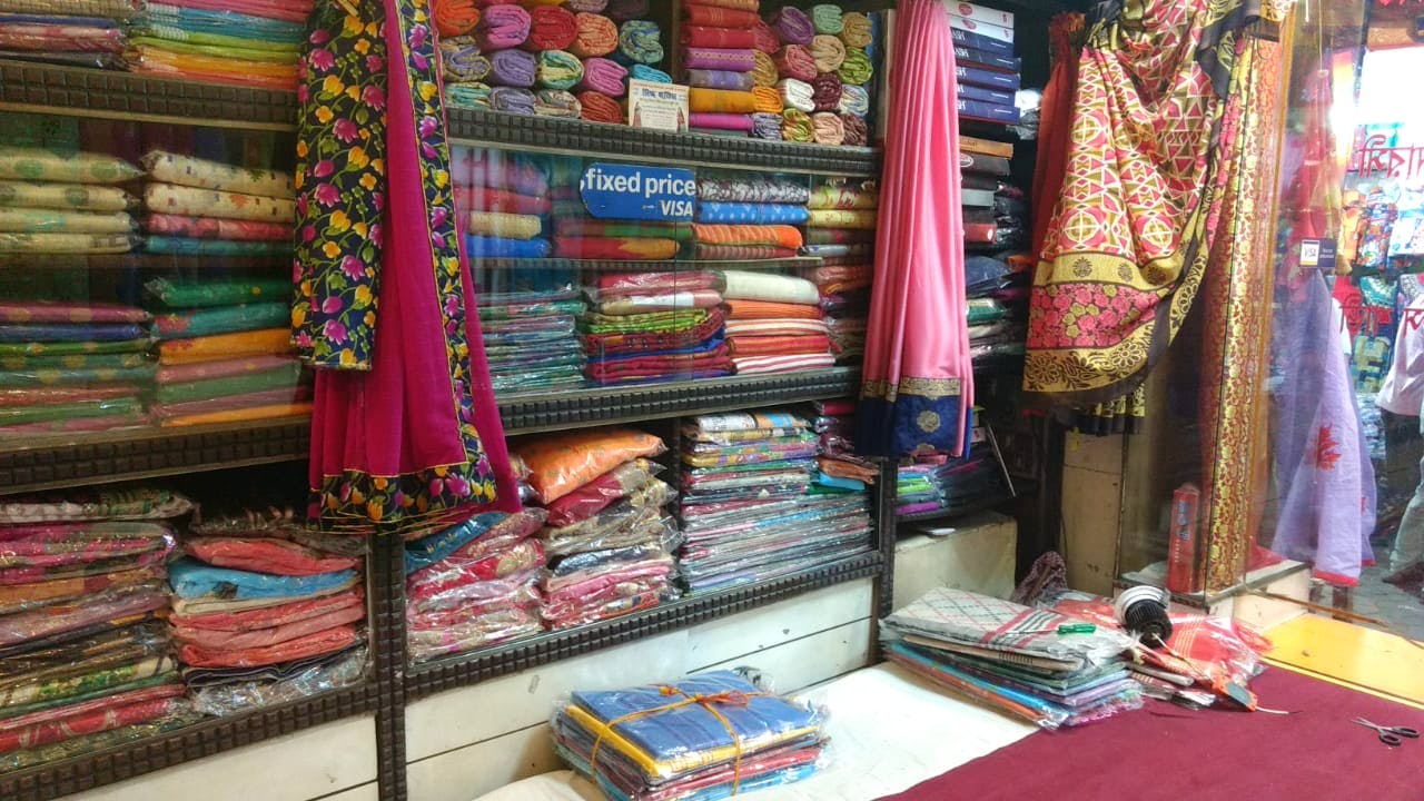 Banarasi Niketan - 💖 Grab an exclusive Chaitra Sale Offer on this  beautiful Opara #Silk saree from Banarasi Niketan online. Shop now & get a  Flat 25% Off on MRP. 🔥Offer valid