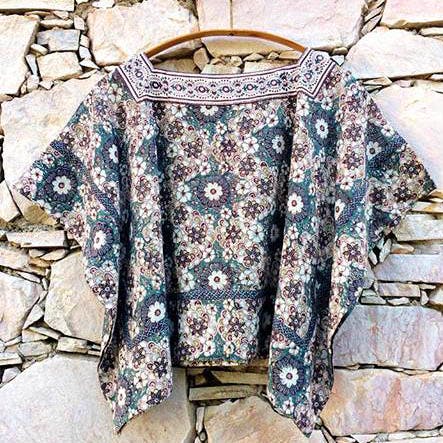 Clothing,Sleeve,Outerwear,Blouse,Pattern,Pattern,Top,Shirt,Crop top,T-shirt