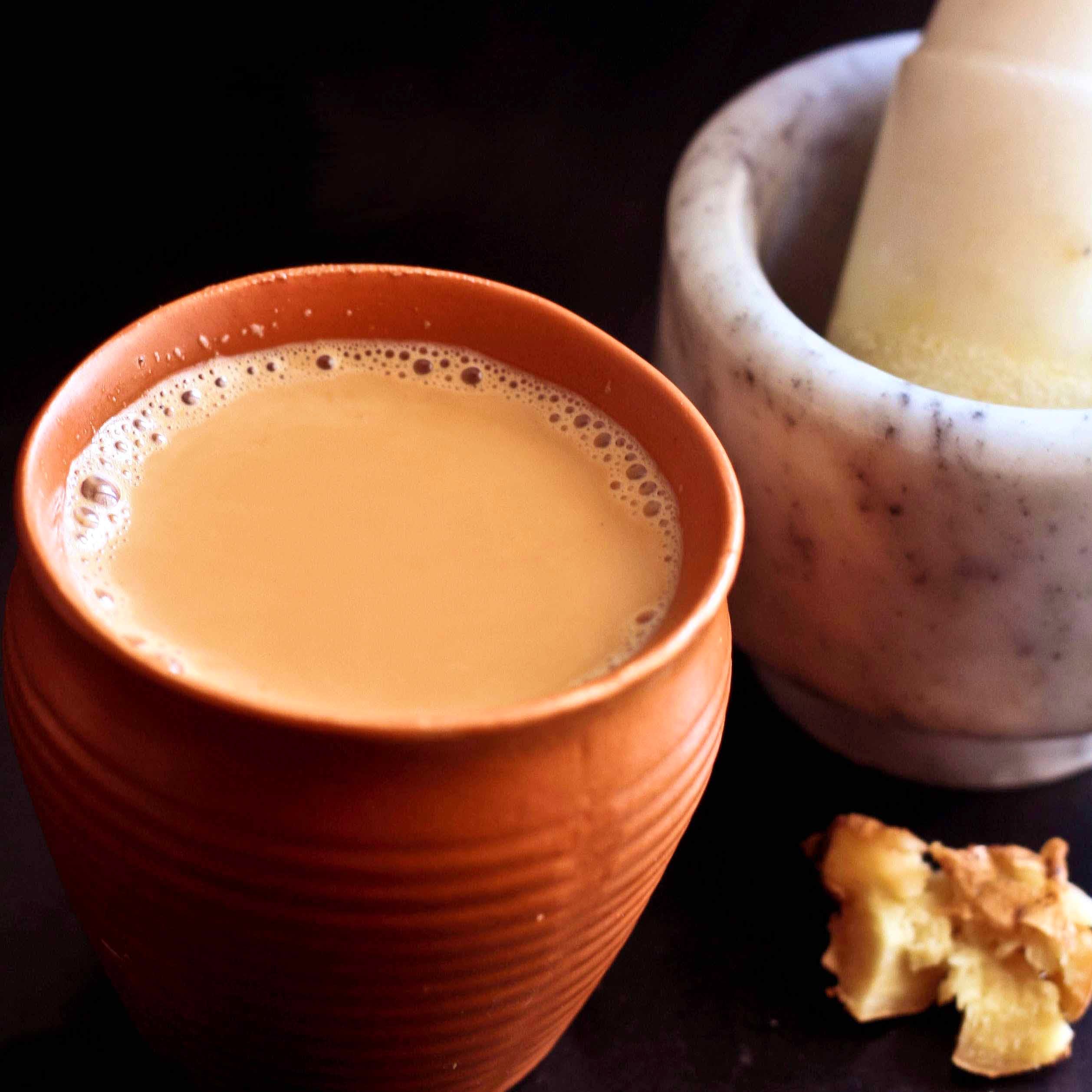 Food,Drink,Masala chai,Café au lait,Ingredient,Hong kong-style milk tea,Cuisine,Non-alcoholic beverage,Horchata,Champurrado