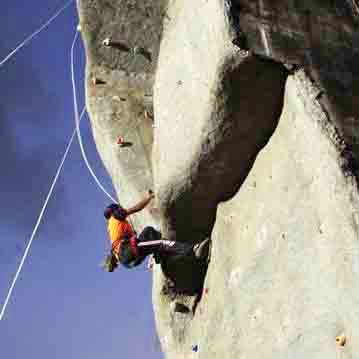 Climbing,Sport climbing,Adventure,Extreme sport,Abseiling,Recreation,Rock climbing,Rope,Mountaineer,Sports