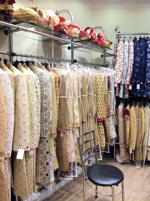 Best sherwani shop 2024 in karol bagh