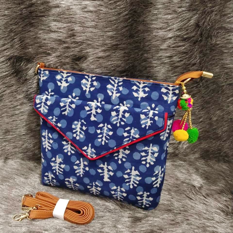 Sash Bag | Sling bag pattern, Coat pattern sewing, Cloth bags