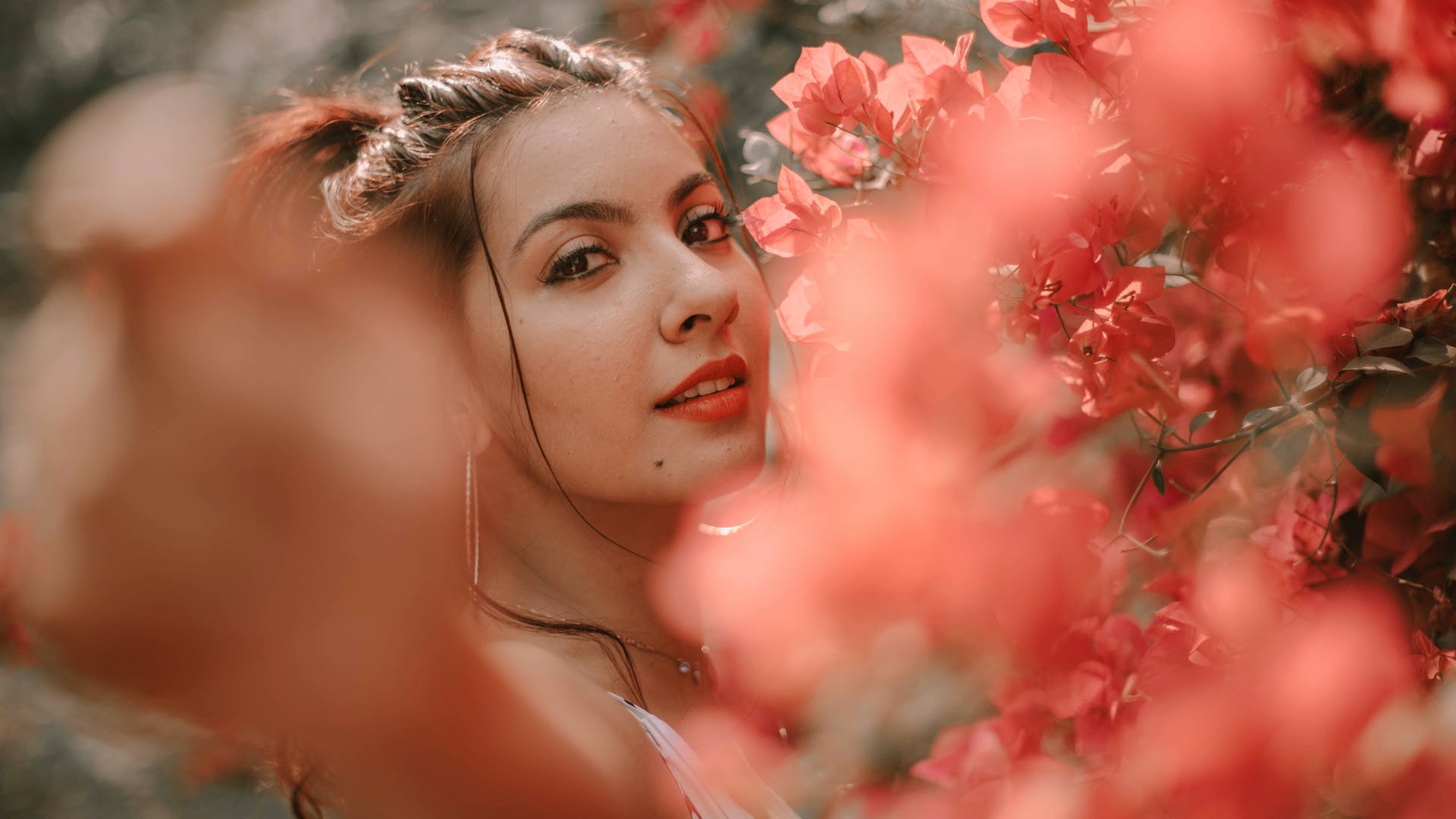 Face,People in nature,Red,Skin,Beauty,Lip,Pink,Head,Cheek,Nose