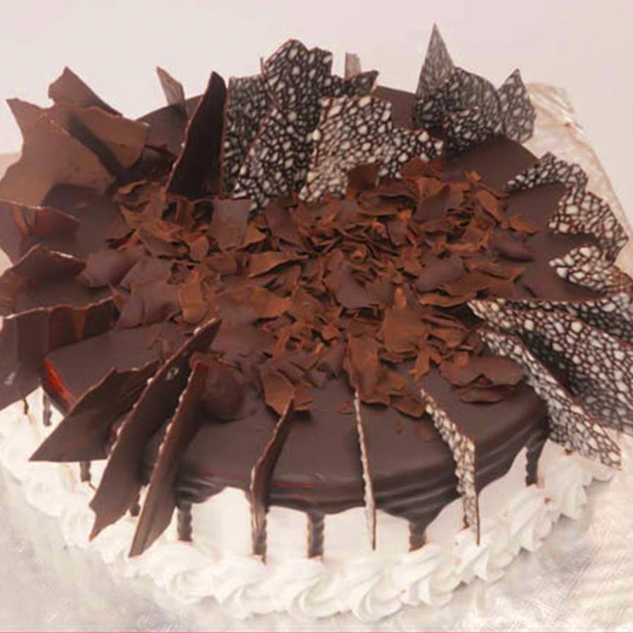 Chocolate cake,Cake,Chocolate,Food,Sachertorte,Black forest cake,Dessert,Cuisine,Flourless chocolate cake,Chocolate brownie