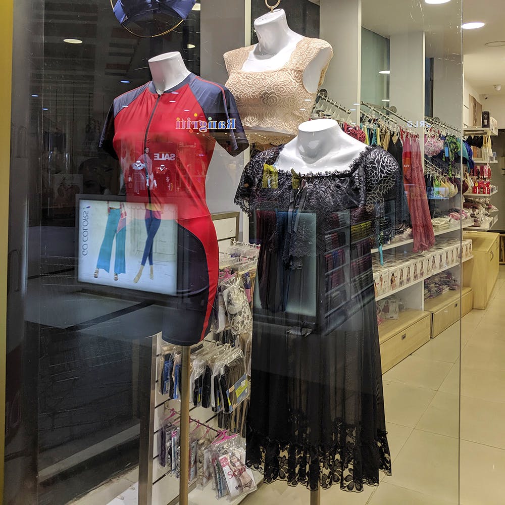 Boutique,Mannequin,Display window,Fashion,Shopping,Dress,Costume design,Retail,Fashion design,Outlet store