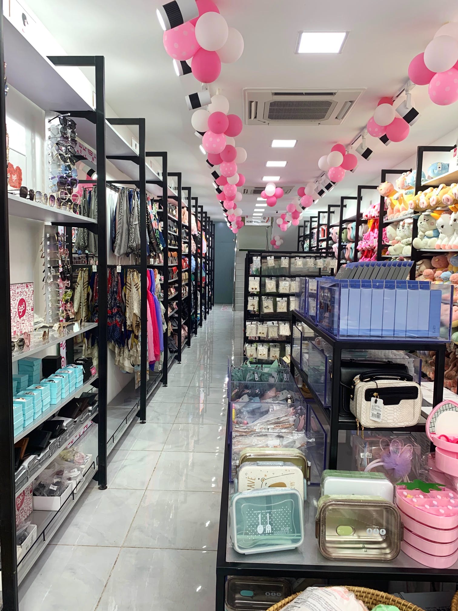 Pink,Building,Outlet store,Aisle,Interior design,Retail,Room,Boutique,Supermarket,Grocery store