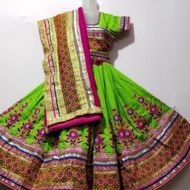 Green,Clothing,Magenta,Pink,Maroon,Purple,Embroidery,Textile,Yellow,Sari
