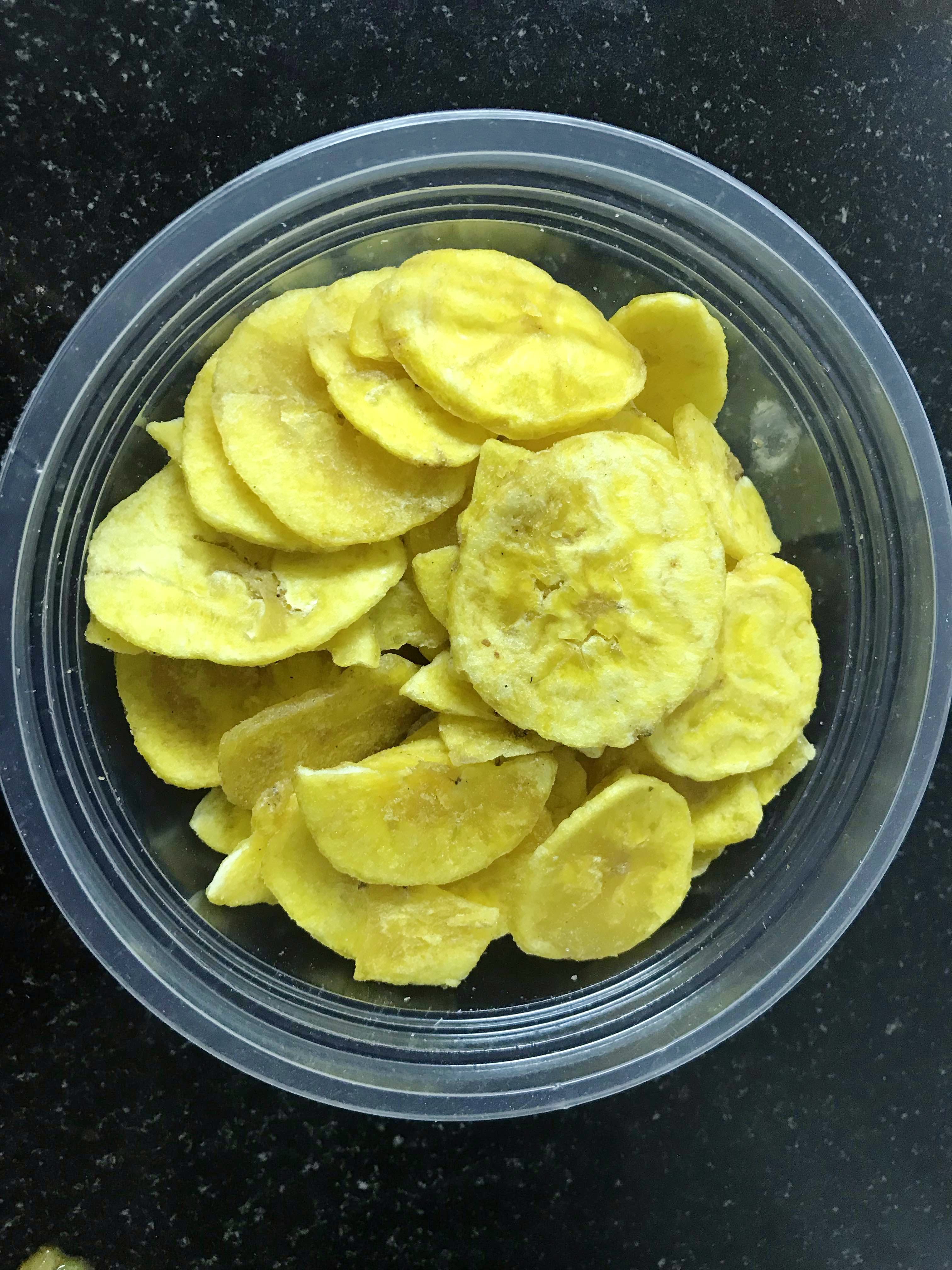 Food,Dish,Cuisine,Potato chip,Junk food,Ingredient,Yellow,Produce,Vegetarian food,Side dish