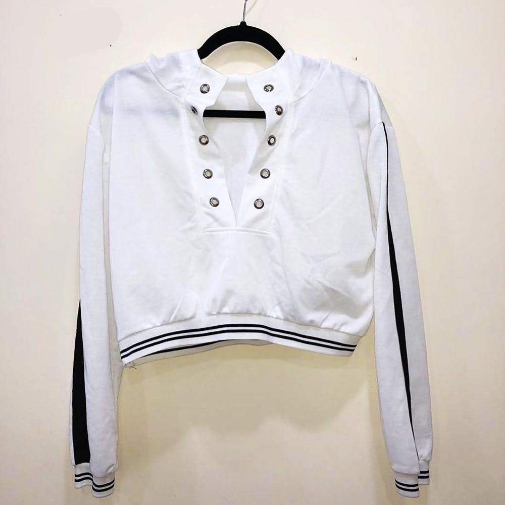 Clothing,White,Collar,Sleeve,Outerwear,Clothes hanger,Fashion,Blouse,Long-sleeved t-shirt,Button