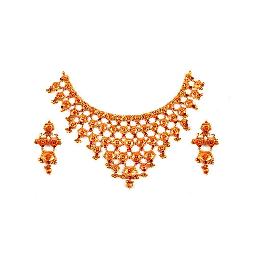 Orange,Necklace,Body jewelry,Jewellery,Fashion accessory,Font