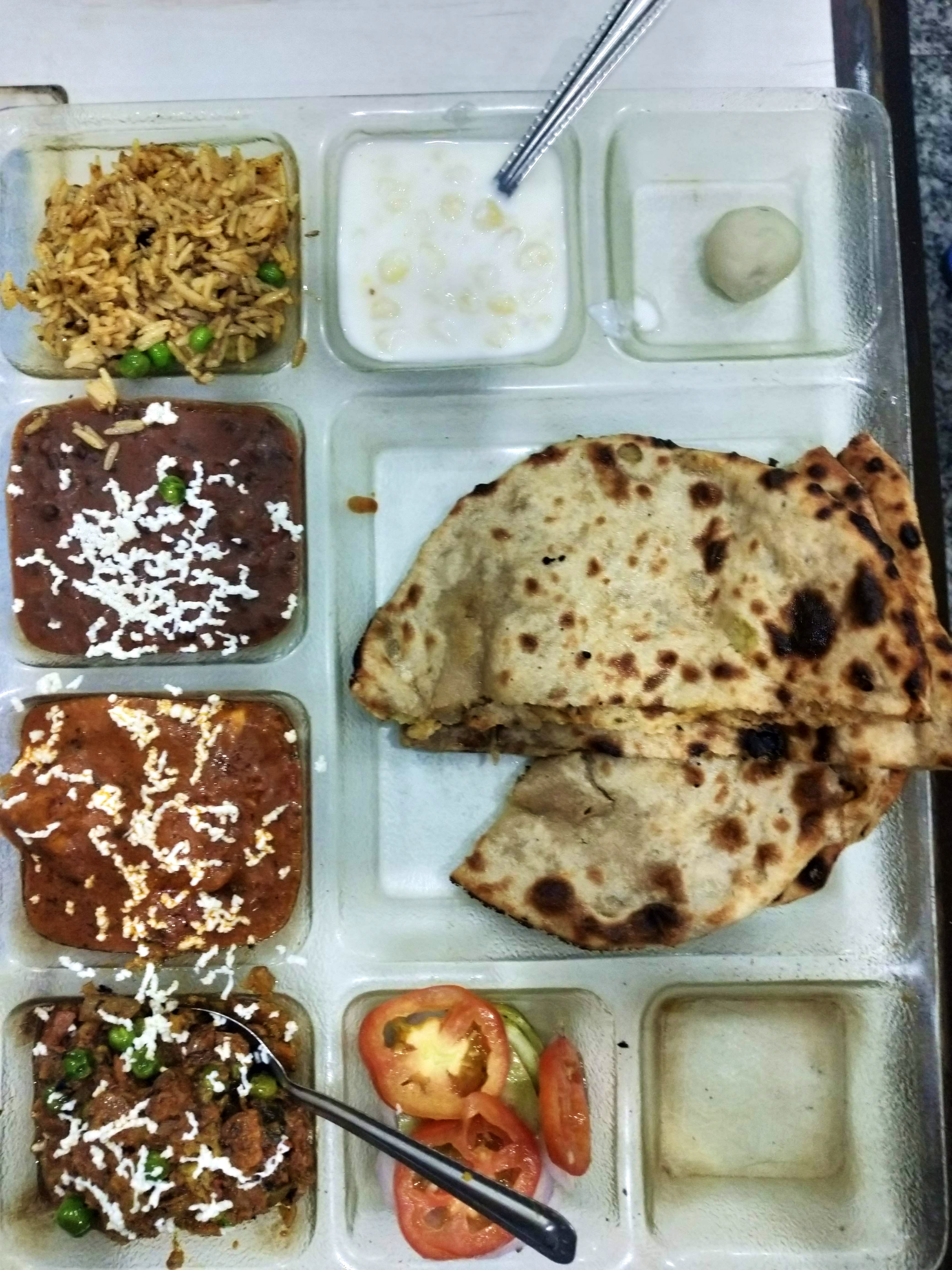 Food,Cuisine,Naan,Dish,Ingredient,Roti,Chapati,Flatbread,Produce,Indian cuisine
