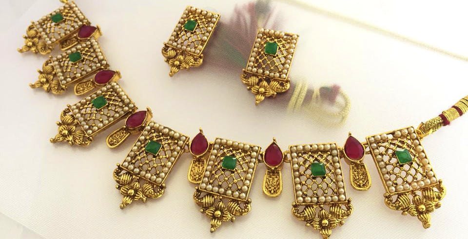 Buy Sarees & Jewellery Online From Viviyuga | LBB, Chennai