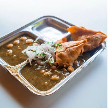 Dish,Food,Cuisine,Ingredient,Curry,Gravy,Produce,Recipe,Indian cuisine,Fried food