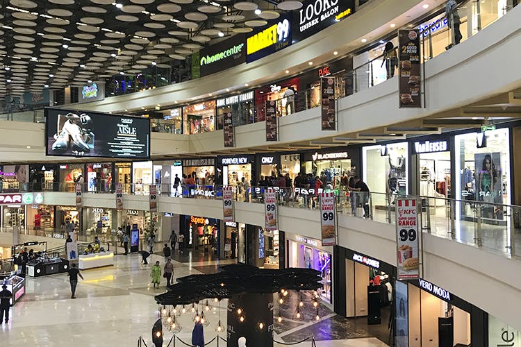 Pacific Mall: Guide To Shopping,Activities & Restaurants