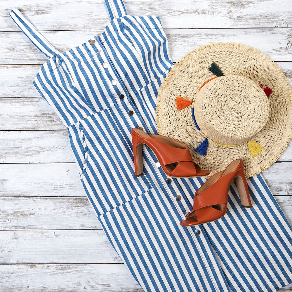 Orange,Sun hat,Turquoise,Textile,Straw,Headgear,Hat,Fashion accessory,Thread,Linens