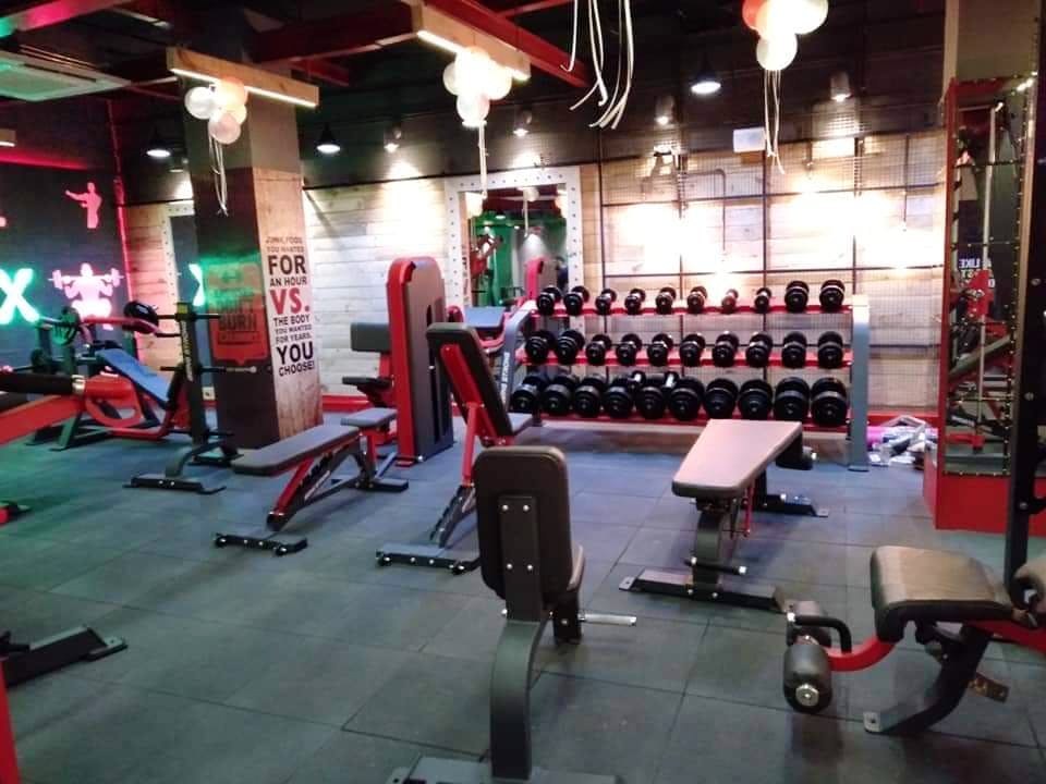 Gym,Sport venue,Physical fitness,Room,Bench,Exercise equipment,Weightlifting machine,Building,Exercise,Leisure centre