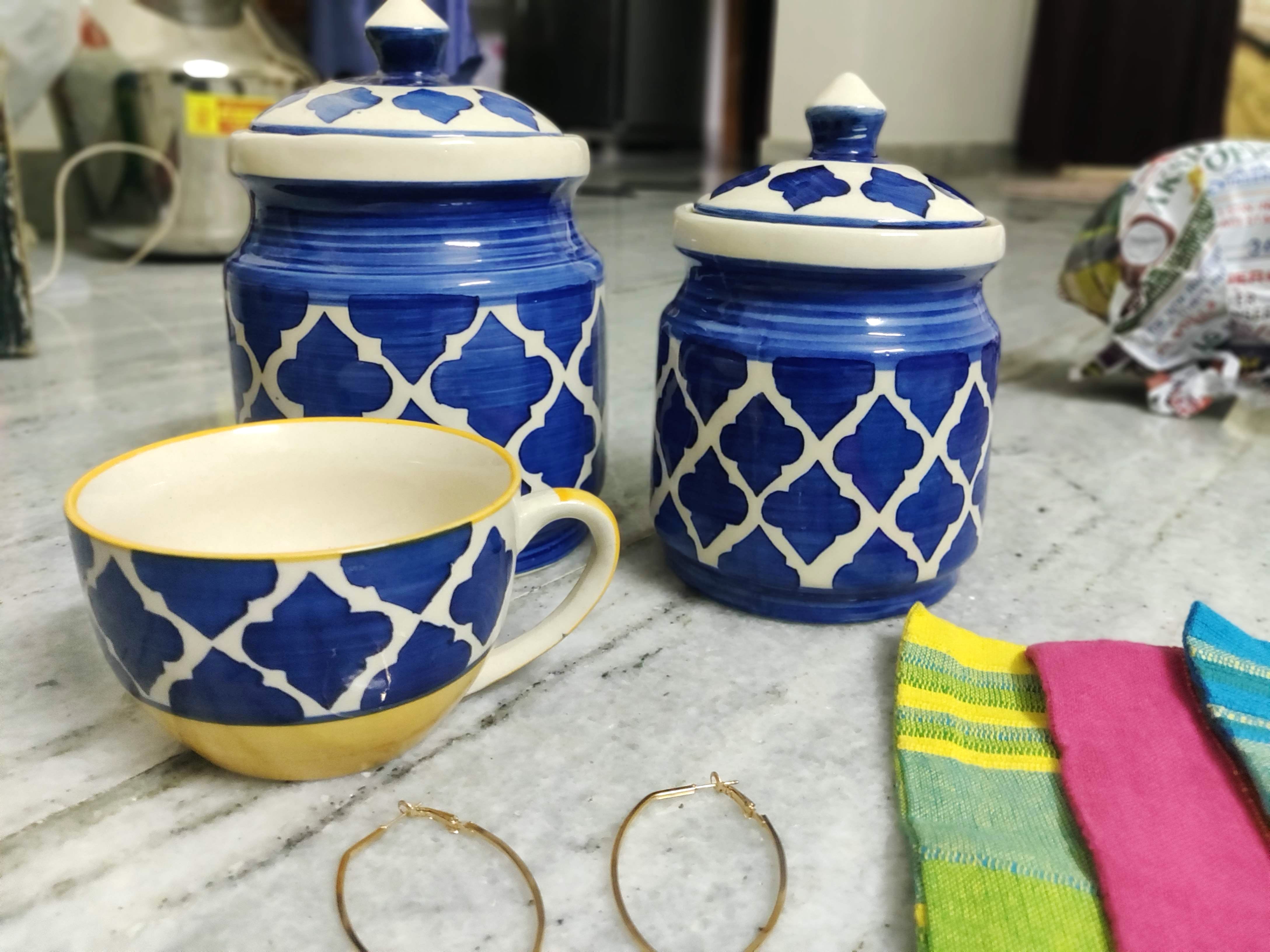 Porcelain,Blue,Cobalt blue,earthenware,Lid,Ceramic,Dishware,Dinnerware set,Pottery,Tableware
