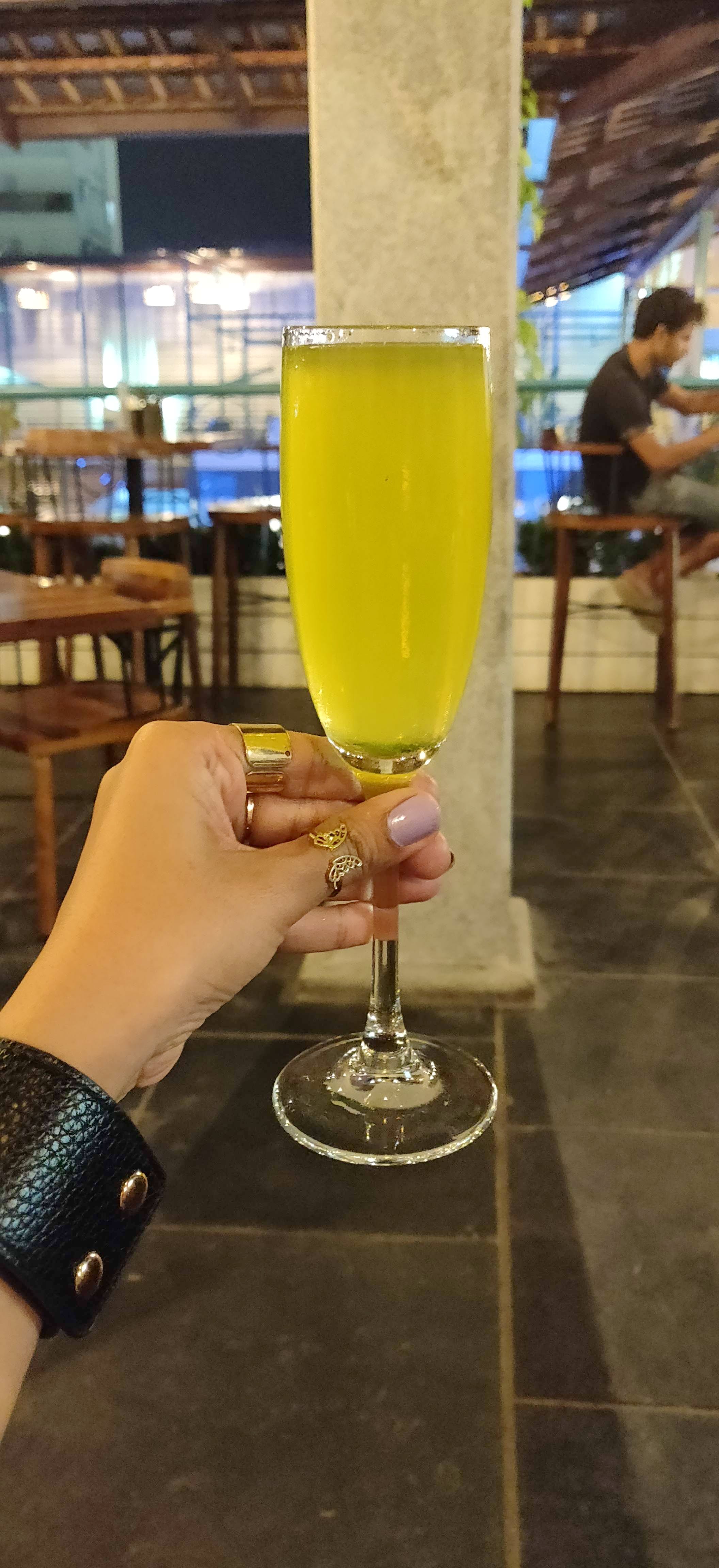 Drink,Alcoholic beverage,Champagne cocktail,Distilled beverage,Cocktail,Juice,Champagne stemware,Agua de valencia,Harvey wallbanger,Non-alcoholic beverage