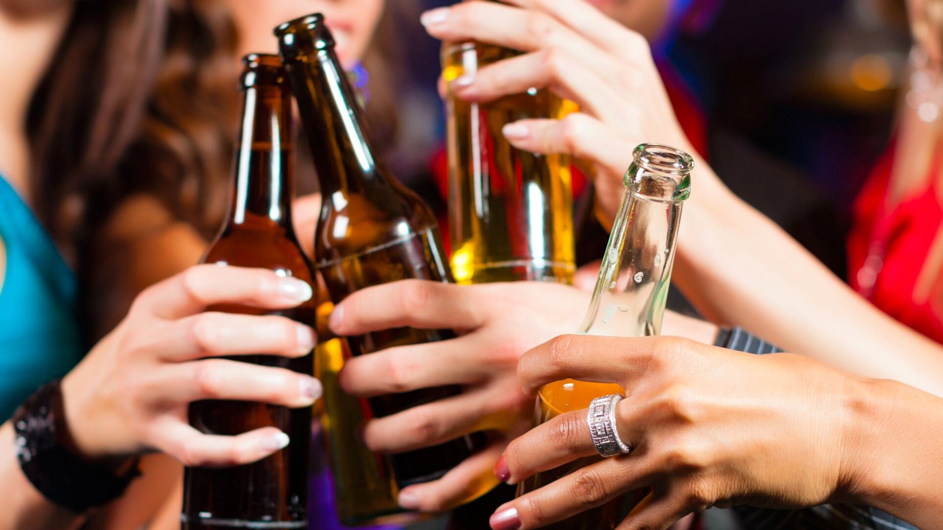 Alcohol,Drink,Nail,Liqueur,Distilled beverage,Hand,Alcoholic beverage,Glass bottle,Beer,Bottle