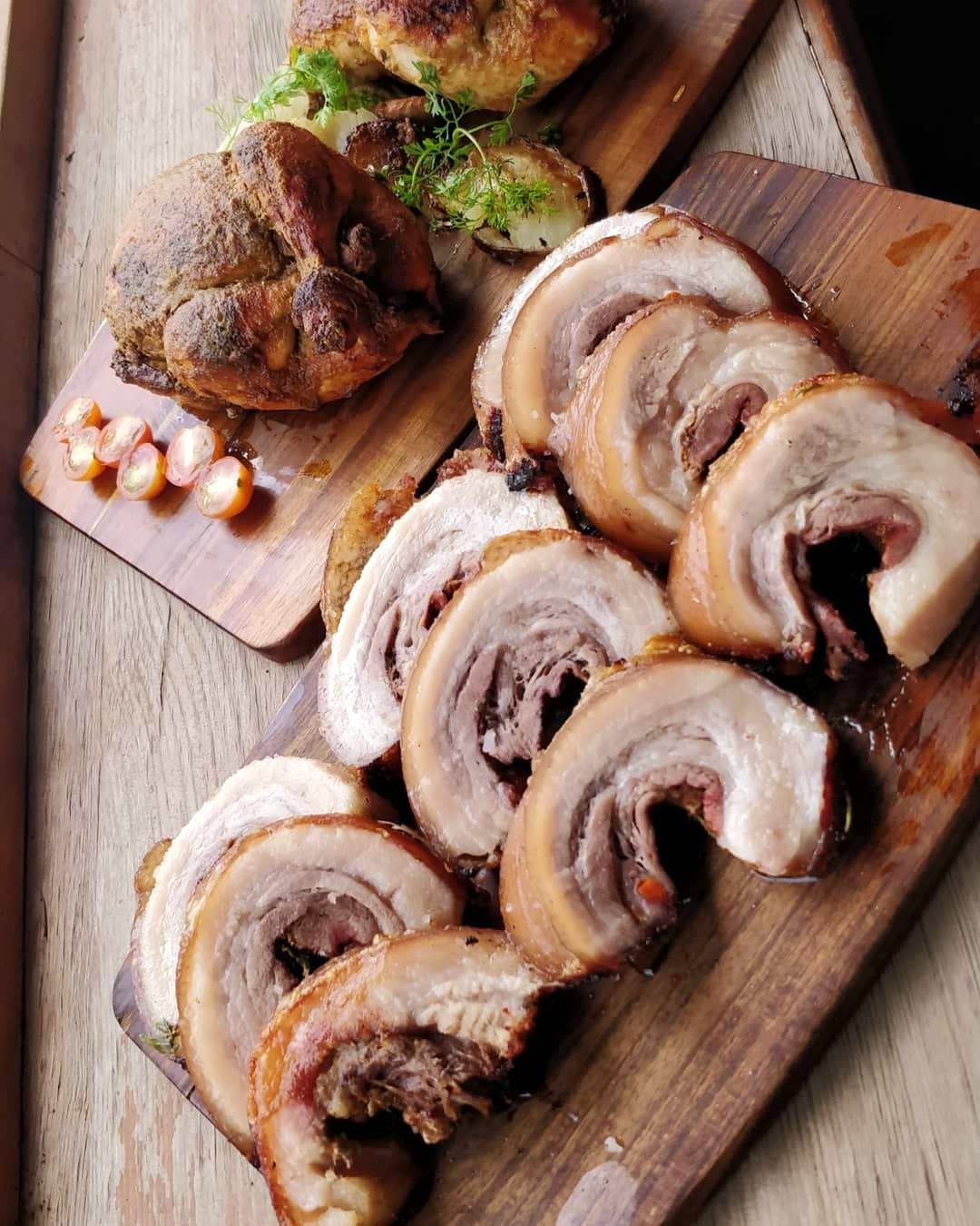 Dish,Food,Cuisine,Ingredient,Porchetta,Pork loin,Baked goods,Produce,Rugelach,Meat