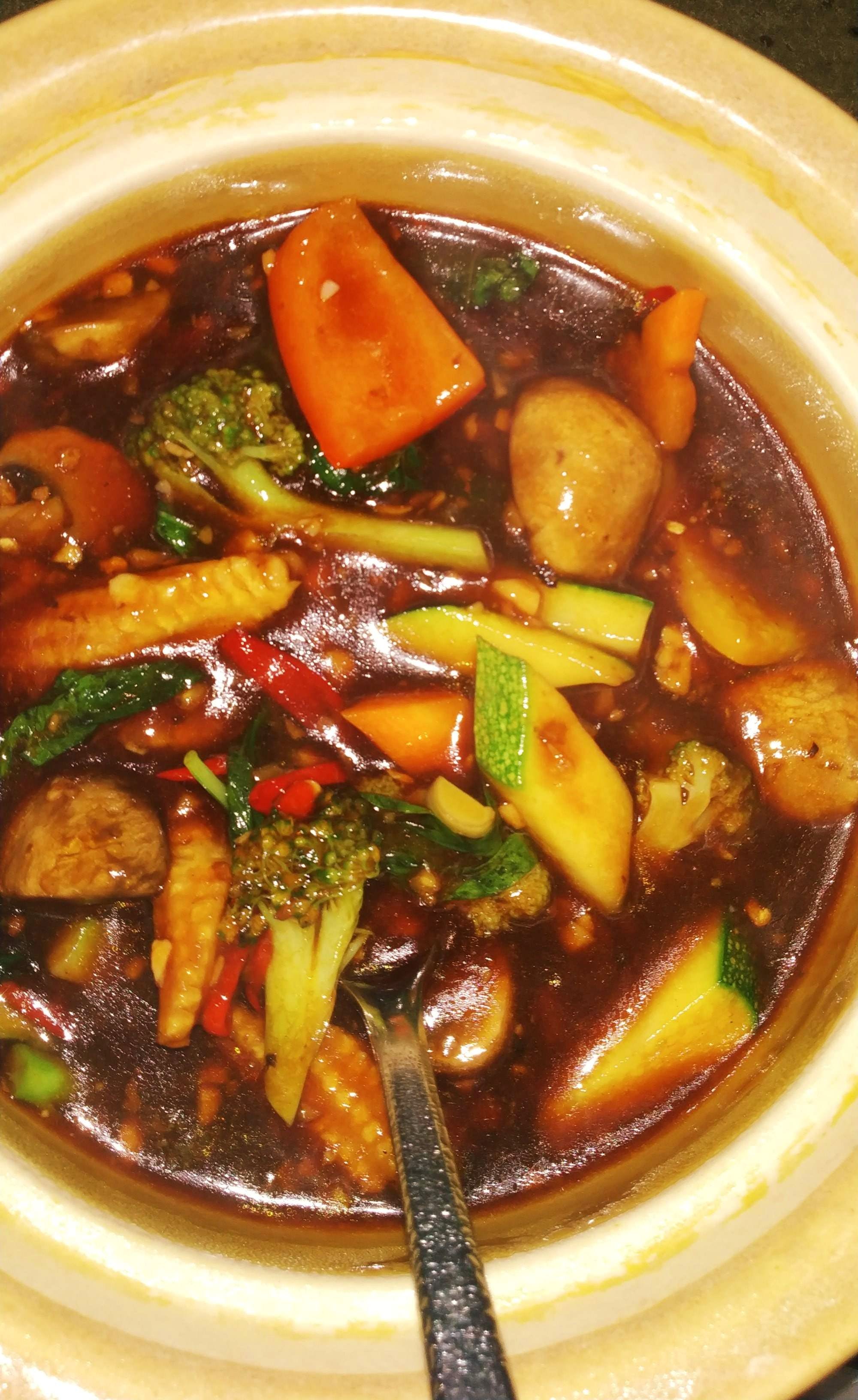 Cuisine,Food,Dish,Andong jjimdak,Meat,Ingredient,Produce,Galbijjim,Stew,Curry