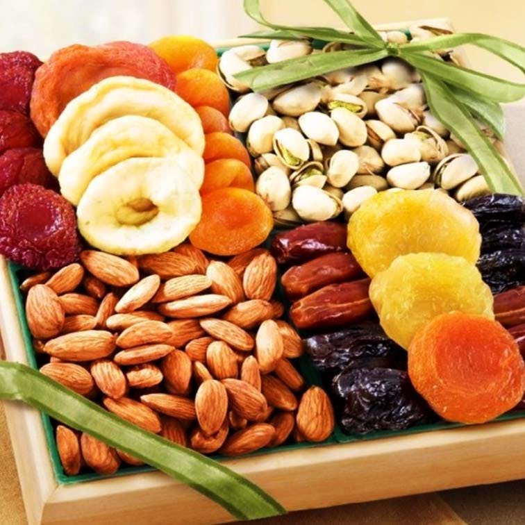 Food,Natural foods,Mixed nuts,Thirteen desserts,Dried fruit,Cuisine,Superfood,Food group,Ingredient,Dish