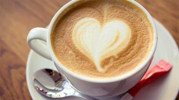 Latte,Café au lait,Caffè macchiato,Flat white,Wiener melange,Cup,Coffee milk,Cortado,Espressino,Ristretto
