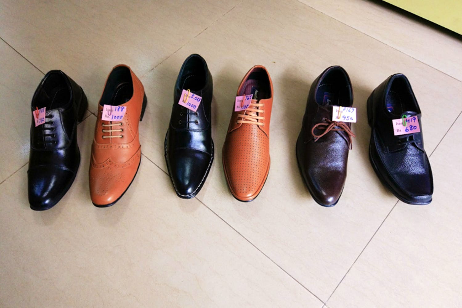 Check Out This List Of Shops In Chandni Chowk LBB, Kolkata