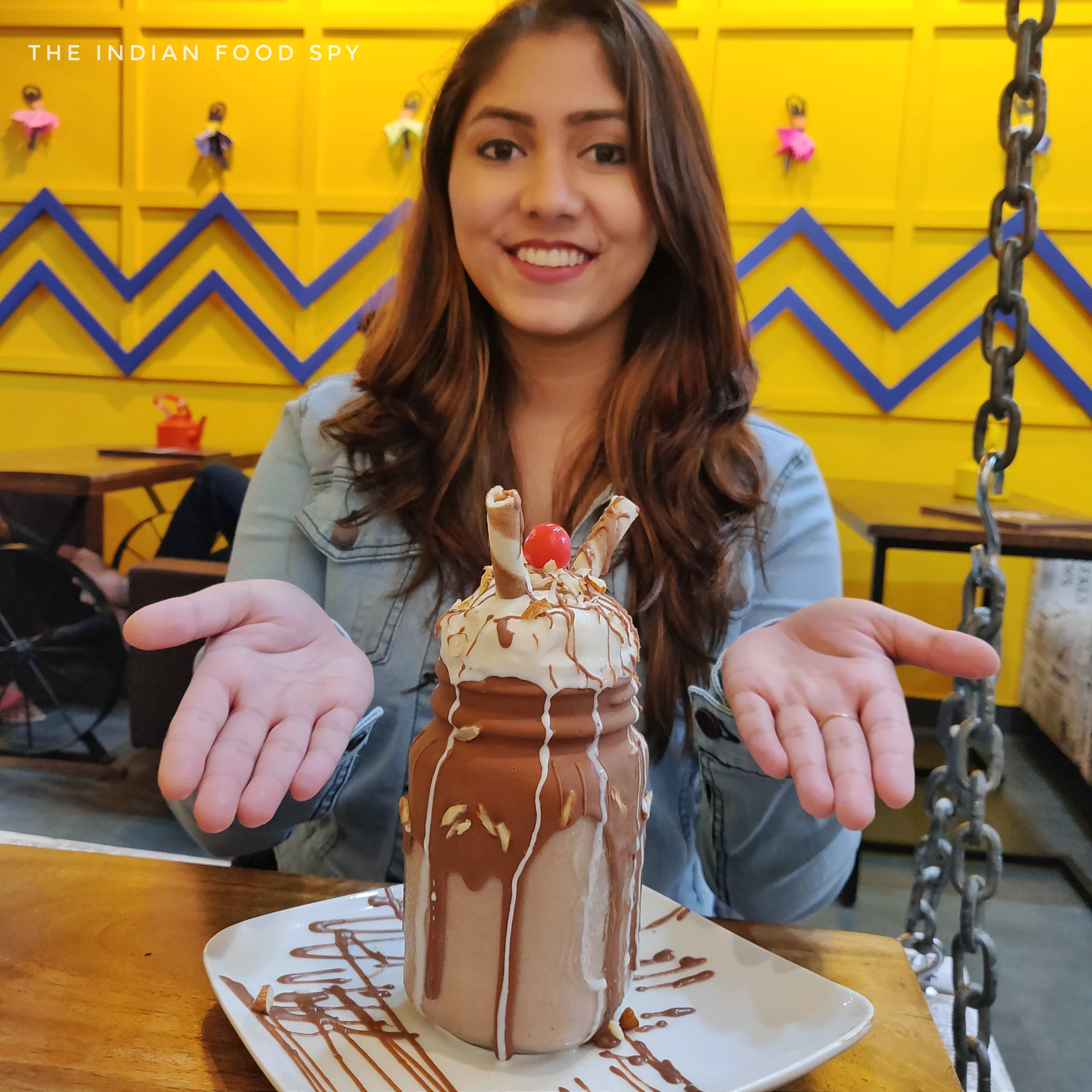 Top more than 131 chocolate room cake menu best in.eteachers