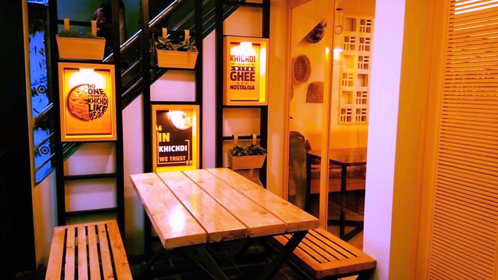 Table,Building,Room,Fast food restaurant,Furniture,Restaurant