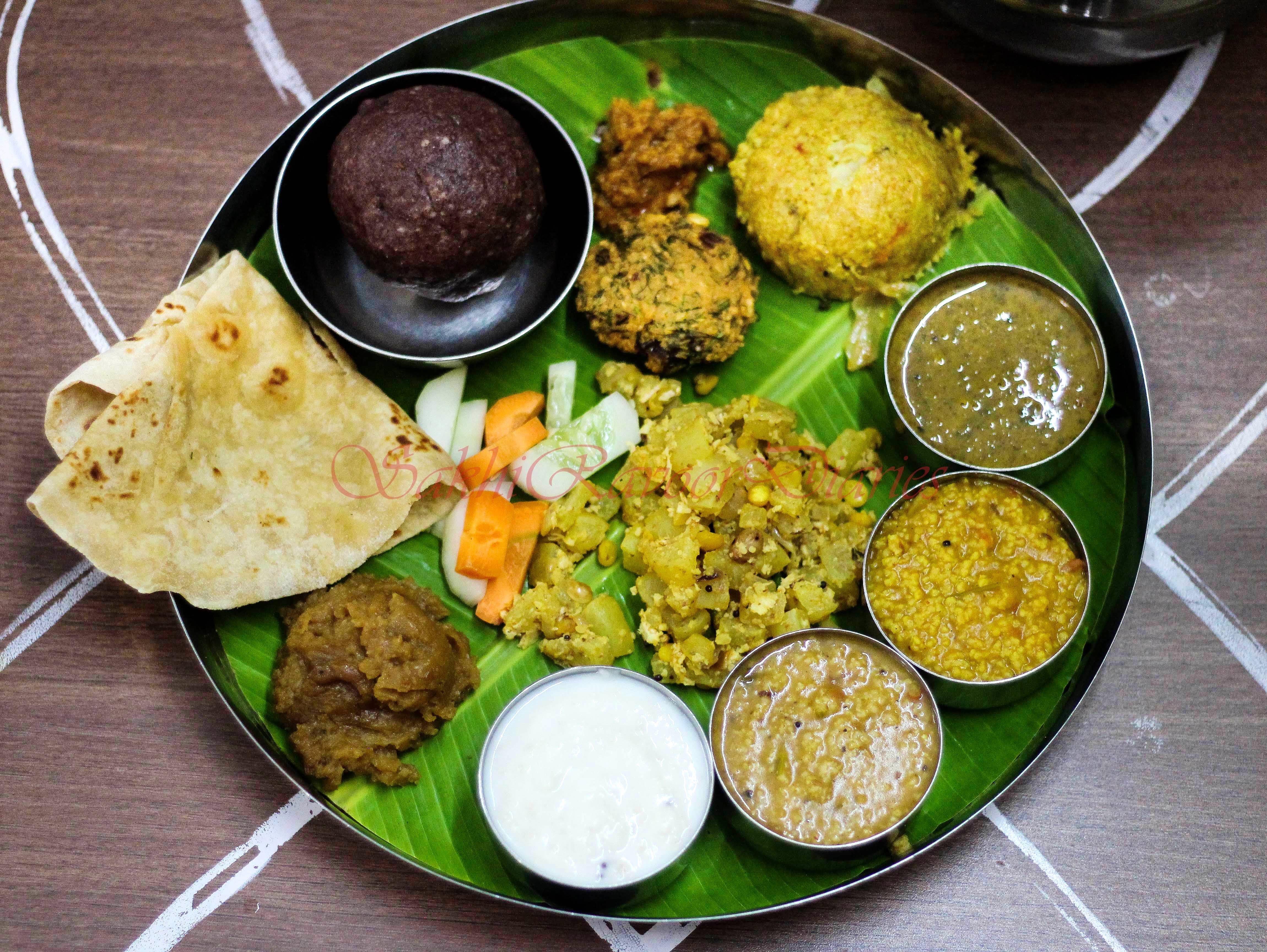 Dish,Food,Cuisine,Ingredient,Vegetarian food,Andhra food,Meal,Produce,Tamil food,Sindhi cuisine