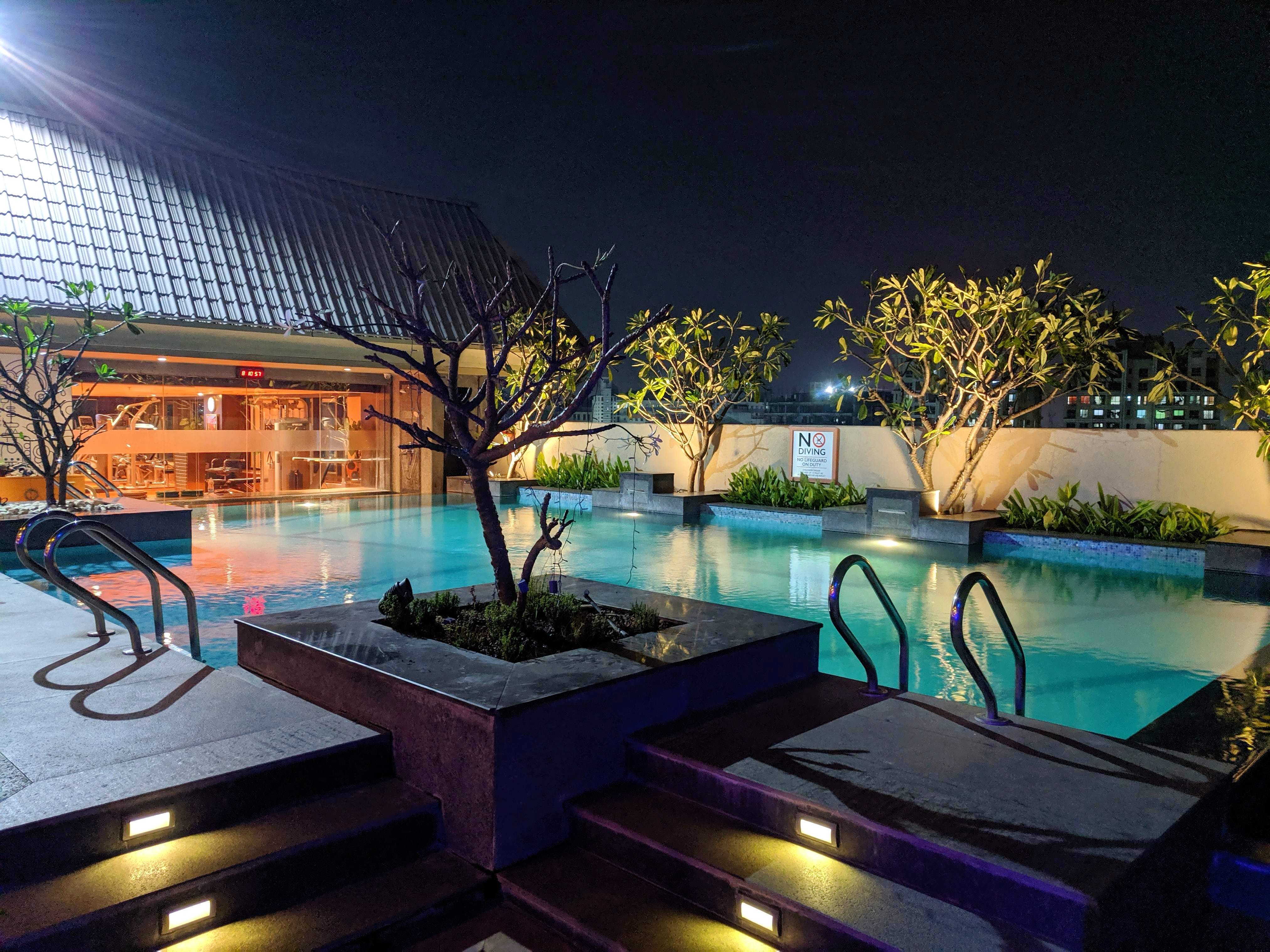 incredible-rooftop-lounge-in-hinjewadi-to-let-your-hair-down-lbb